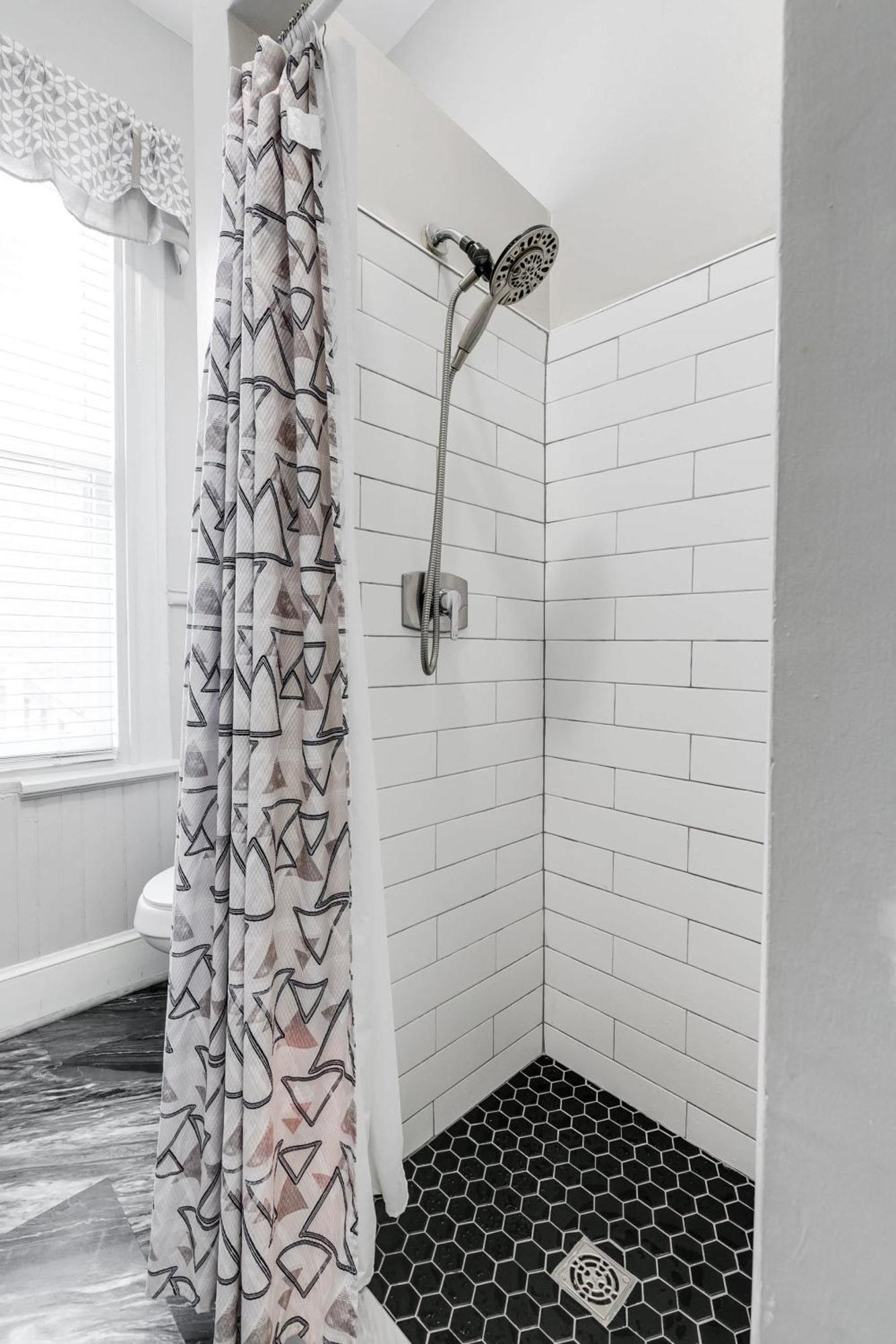 M2 Central Location 2 Mins To Vcu Free Parking Richmond Exterior foto